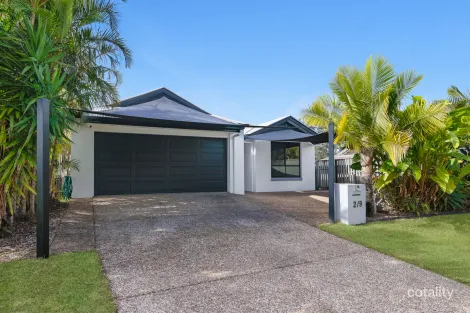 Property photo of 2/9 Coonowrin Street Pacific Pines QLD 4211