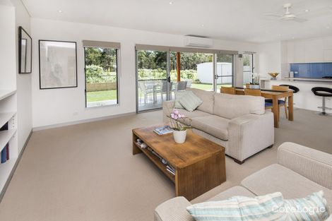 Property photo of 10 Helmsman Close Safety Beach NSW 2456