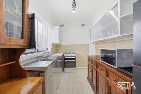 Property photo of 21 Weemala Avenue Doonside NSW 2767