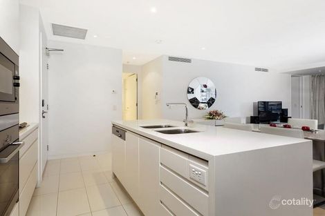 Property photo of 708/1 Oracle Boulevard Broadbeach QLD 4218