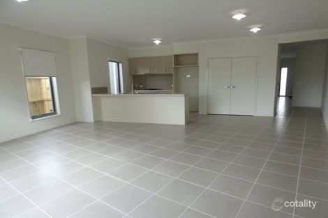 Property photo of 29 Grantham Walk Williams Landing VIC 3027