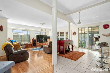Property photo of 6 Niagara Close Hannans WA 6430