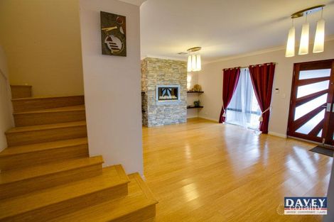 Property photo of 9 Scarlet Close Tapping WA 6065