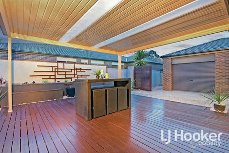 Property photo of 24 Howqua Place Pakenham VIC 3810