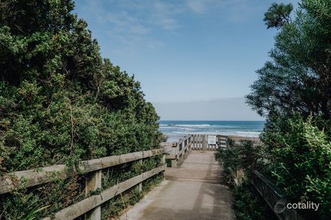 Property photo of 32 Dolphin Drive Smiths Beach VIC 3922