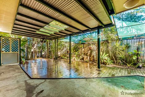 Property photo of 2/10 Botanical Drive Labrador QLD 4215