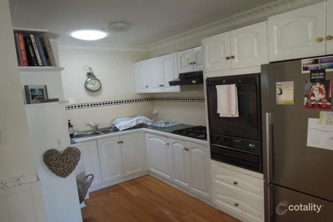 Property photo of 2/92 Phillip Street Thirroul NSW 2515