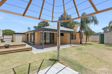 Property photo of 26 Macalpine Retreat Kinross WA 6028