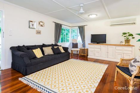 Property photo of 4 Casmaria Street Mansfield QLD 4122