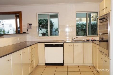 2/25 Brown St, Newcastle, NSW 2300