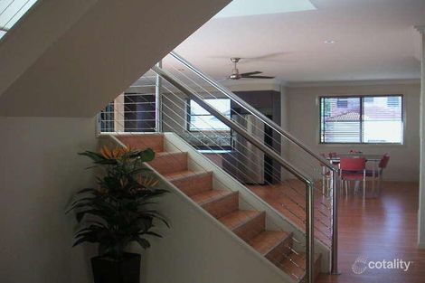 Property photo of 1 Whitewood Place Molendinar QLD 4214