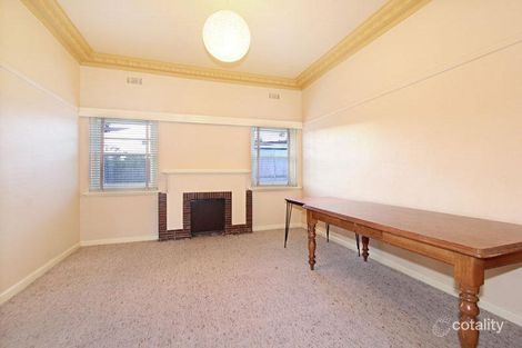 Property photo of 15 Wilbur Crescent Hughesdale VIC 3166