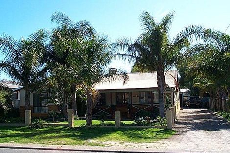 223 Seventh St, Wonthella, WA 6530