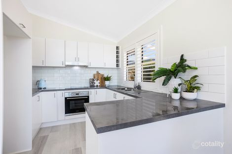 Property photo of 4/4 Hamilton Road Thirroul NSW 2515