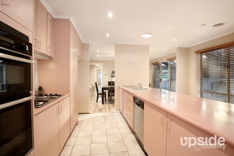 Property photo of 13 Wimmera Court Berwick VIC 3806