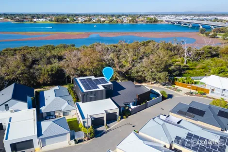 20 Shearwater View, Halls Head, WA 6210