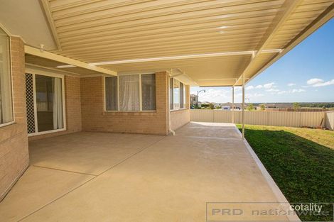 Property photo of 235 Somerset Drive Thornton NSW 2322