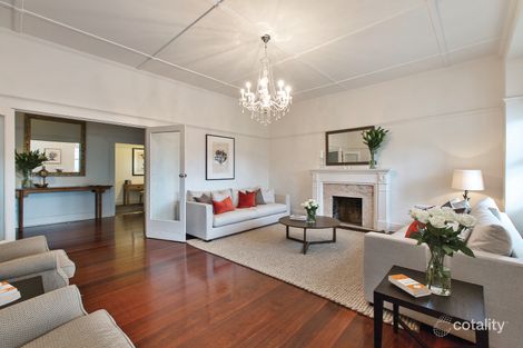 Property photo of 2 Kialla Avenue Glen Iris VIC 3146