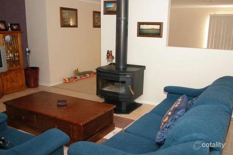 Property photo of 3 Horsham Drive Cranbourne East VIC 3977