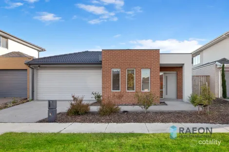 11 Course St, Mambourin, VIC 3024