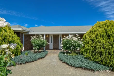 Property photo of 30 Boucaut Road Jamestown SA 5491