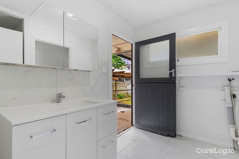 Property photo of 432 Nursery Road Holland Park QLD 4121