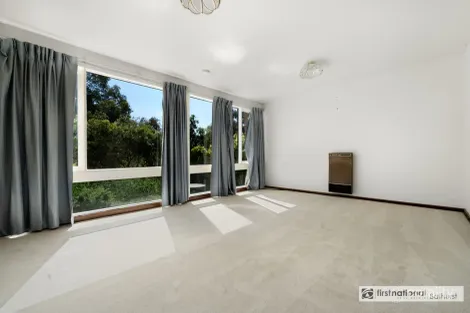 Property photo of 7 Middlemiss Place Windradyne NSW 2795