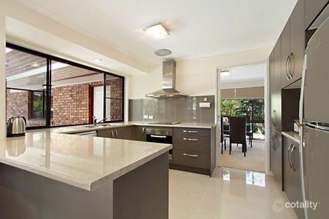 Property photo of 12 Cringle Place Mount Ommaney QLD 4074