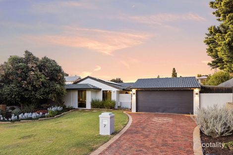 Property photo of 7 Currajong Road Duncraig WA 6023