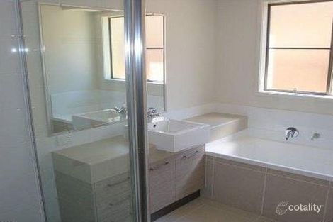 Property photo of 45 Fortescue Street Pacific Pines QLD 4211