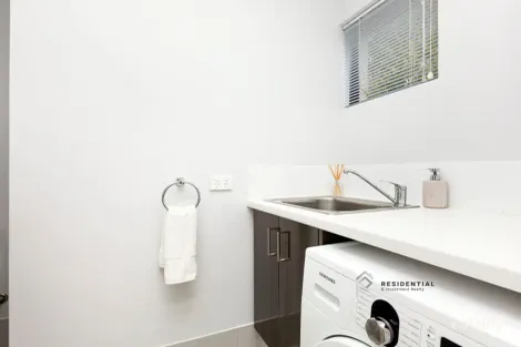 Property photo of 4/15 Sylvia Place Nollamara WA 6061