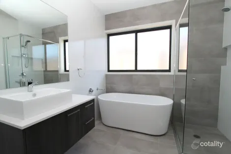 Property photo of 31 Bartholomew Way Braemar NSW 2575