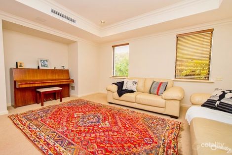 Property photo of 18 Meredith Way Dianella WA 6059