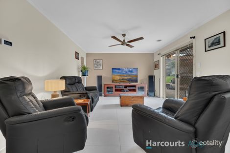 Property photo of 5 Samuel Close Berwick VIC 3806