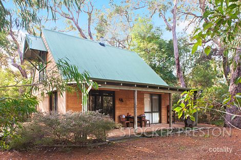 4 Dunkley Cl, Molloy Island, WA 6290