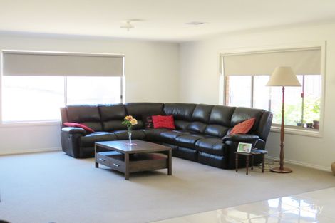 Property photo of 1 Playne Street Heathcote VIC 3523