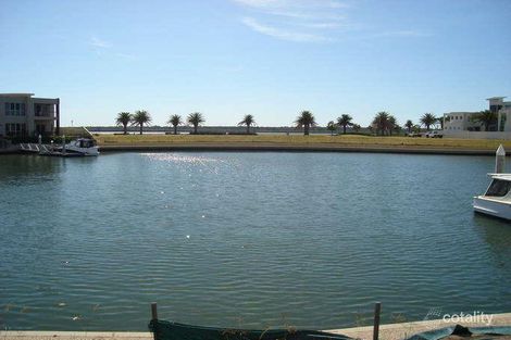 Property photo of 6 Royal Albert Crescent Paradise Point QLD 4216
