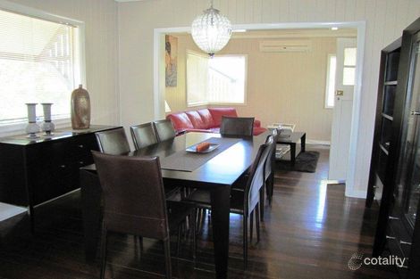 Property photo of 32 Stanley Road Seven Hills QLD 4170