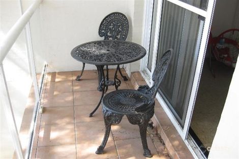 Property photo of 2/33-39 Haddon Crescent Marks Point NSW 2280