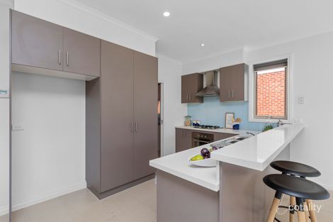 Property photo of 6/3 Nerissa Grove Oak Park VIC 3046