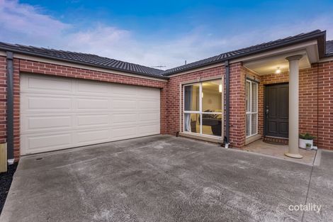 Property photo of 2/21 Trish Walk Werribee VIC 3030