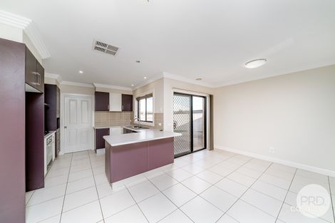 Property photo of 73 Stirling Boulevard Tatton NSW 2650