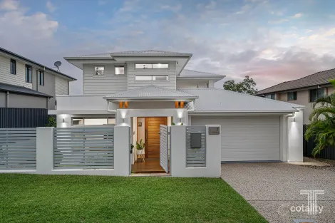 Property photo of 7 Linacre Crescent Carindale QLD 4152