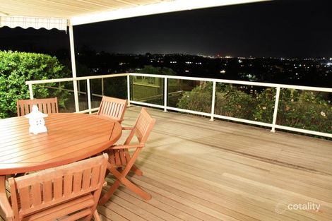 Property photo of 35 Lochlomond Drive Banora Point NSW 2486