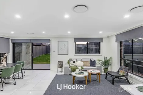 Property photo of 3 Durga Crescent Riverstone NSW 2765