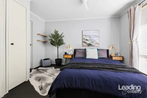 Property photo of 5 La Perouse Close Sunbury VIC 3429
