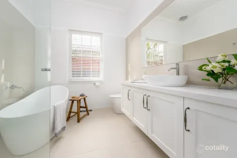 Property photo of 8 Annerley Avenue Shepparton VIC 3630