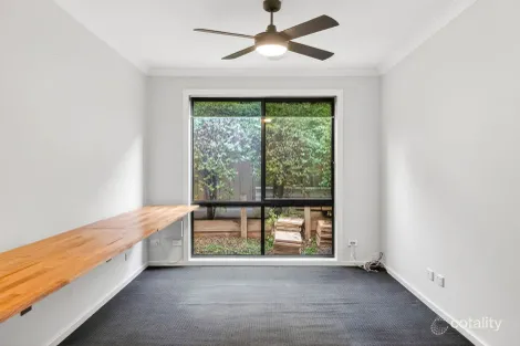Property photo of 26 Wilkins Crescent Burnside Heights VIC 3023
