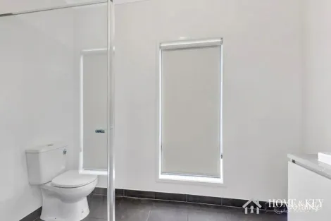 Property photo of 30 Bookham Circuit Kalkallo VIC 3064