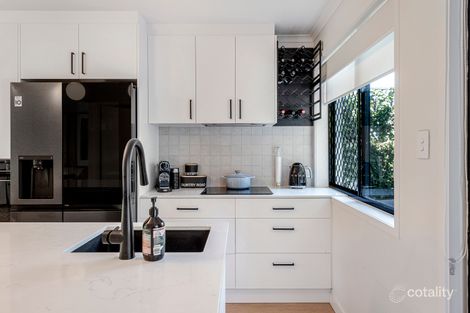 Property photo of 2/37 T E Peters Drive Broadbeach Waters QLD 4218